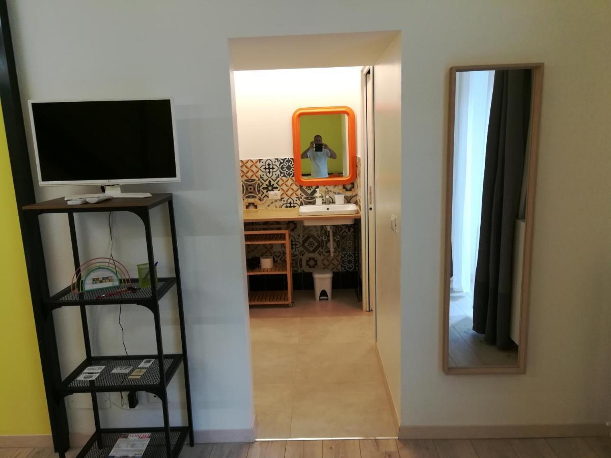 2 Lofts Guest House Турин Екстер'єр фото